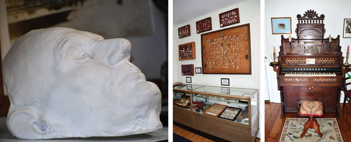 lincoln life mask in lighthouse museum