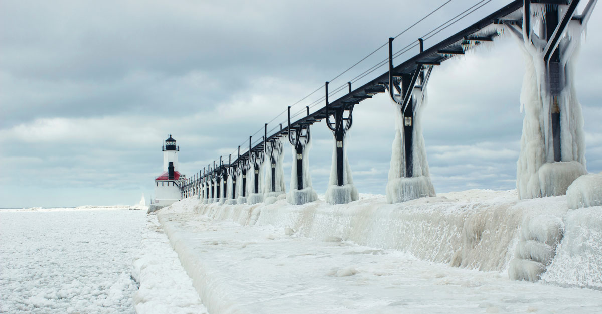 lake michigan frozen