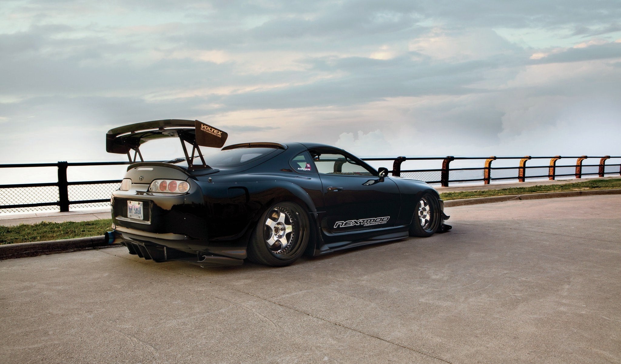 Tom Nguyen's 1994 Supra