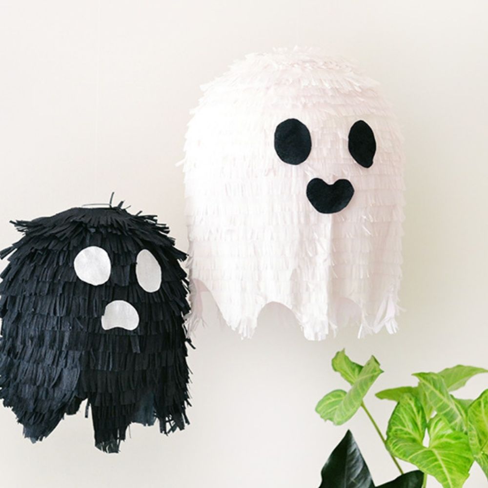 DIY Halloween Ghost Pinata I Halloween Party Ideas During Covid I My Dream Party Shop