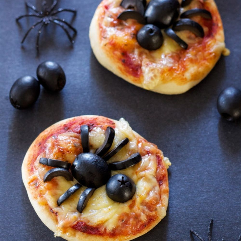 Mini Halloween Spider Pizzas I Halloween Party Ideas During Covid I My Dream Party Shop