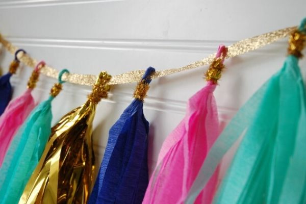 the easiest party streamers • A Subtle Revelry