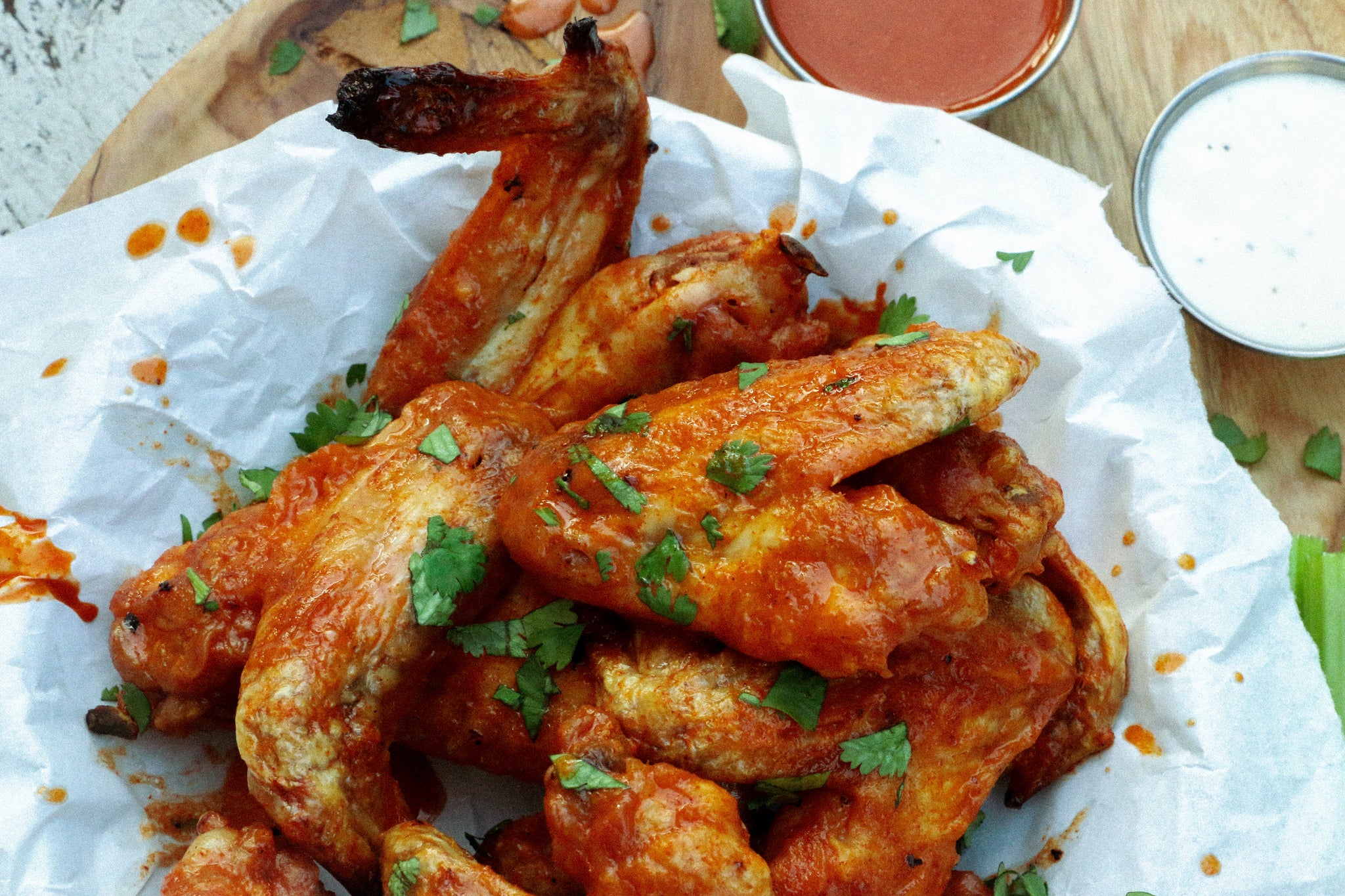 3-Ingredient] Crispy Buffalo Wings – Keto Farms