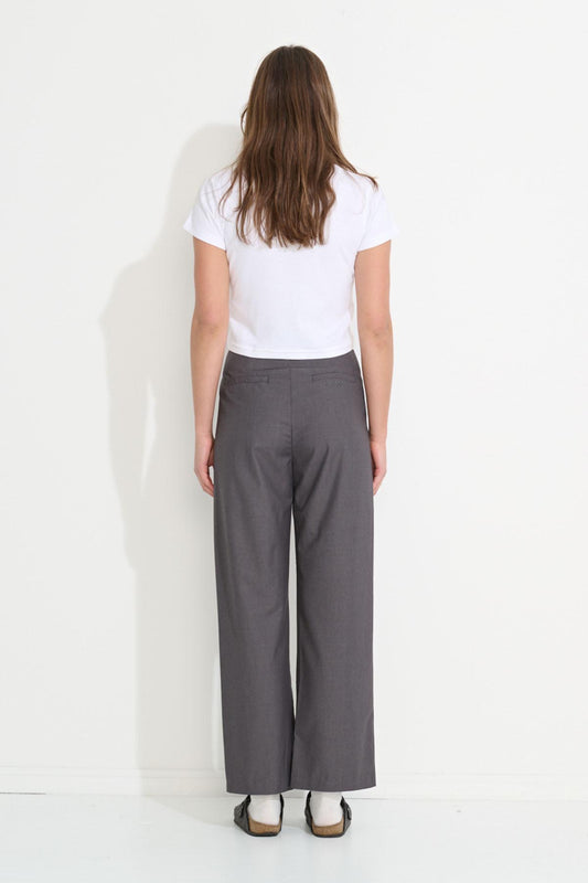 Pleated Pant - Charcoal