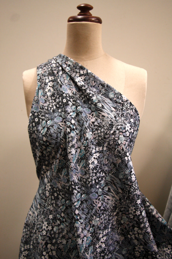 Grey Faria Flowers - Fleece - Liberty Fabric - Sold Out - Tessuti ...