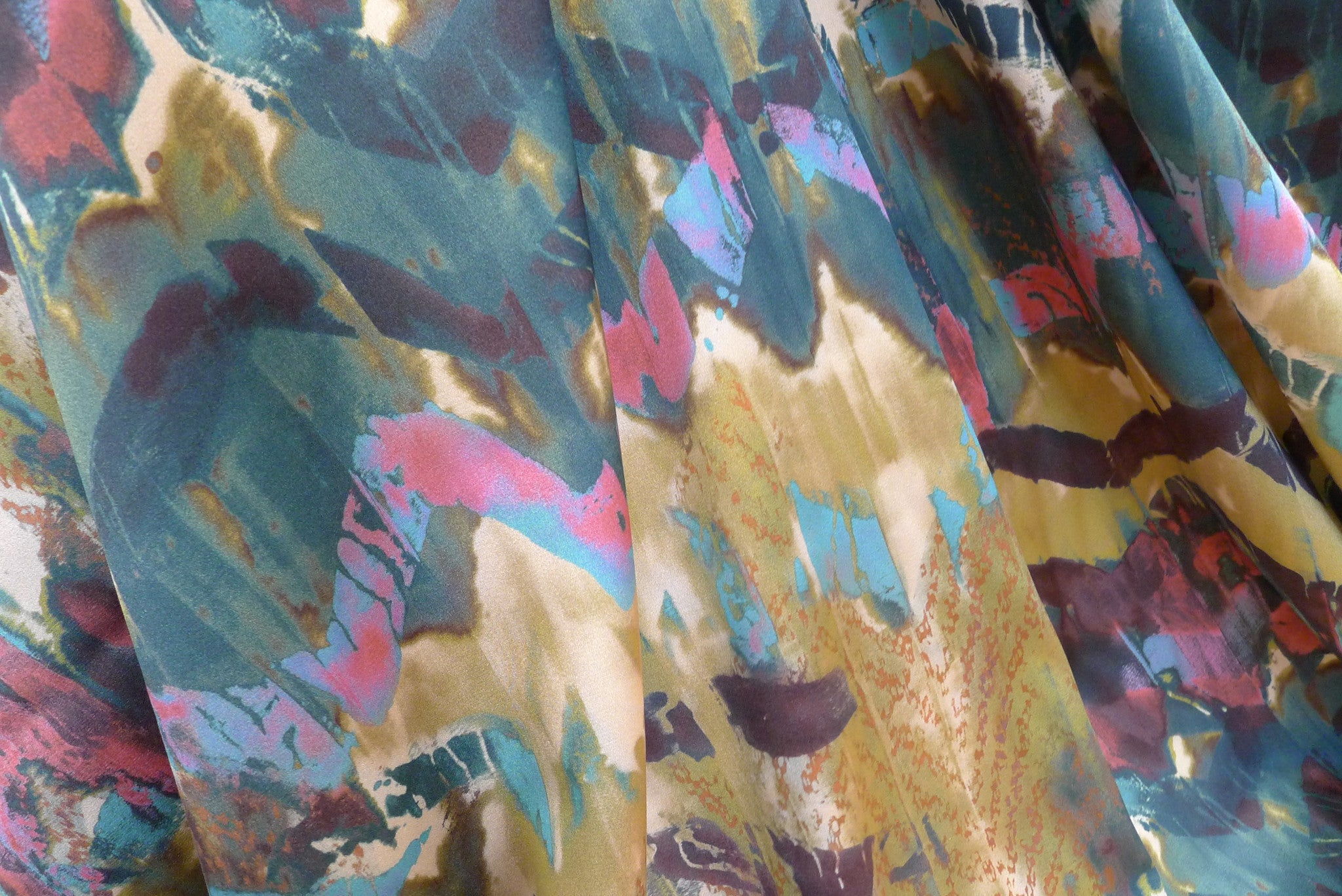 Street Art Verde – Tessuti Fabrics - Online Fabric Store