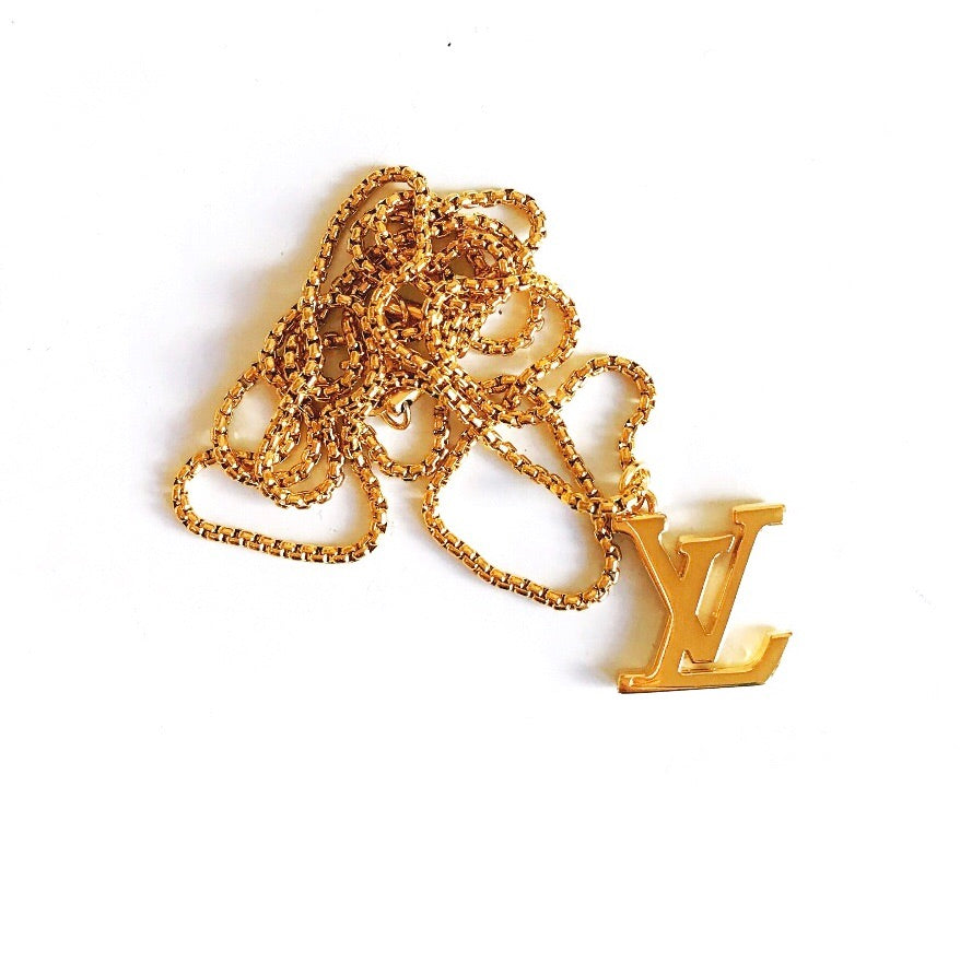 Repurposed Louis Vuitton Gold & Café Charm Paper Clip Bracelet –  DesignerJewelryCo