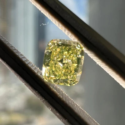 Green Yellow Diamond 0.31 carat elgongated cushion cut diamond