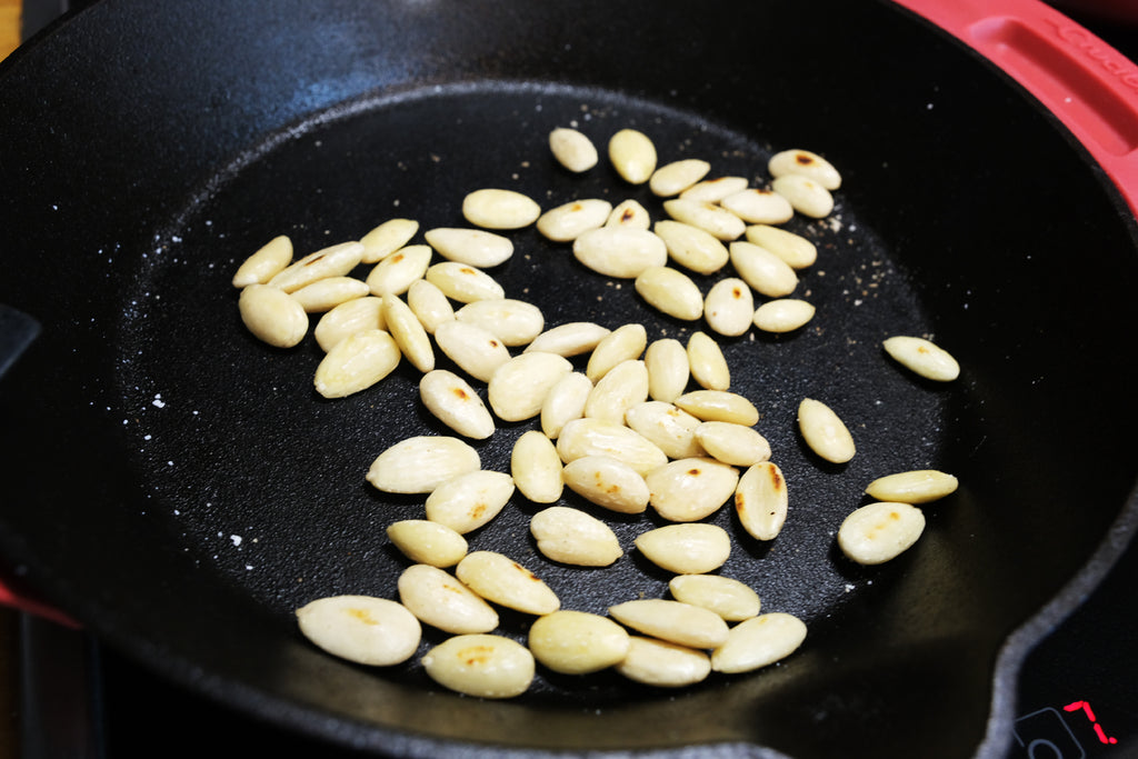 roasting almonds