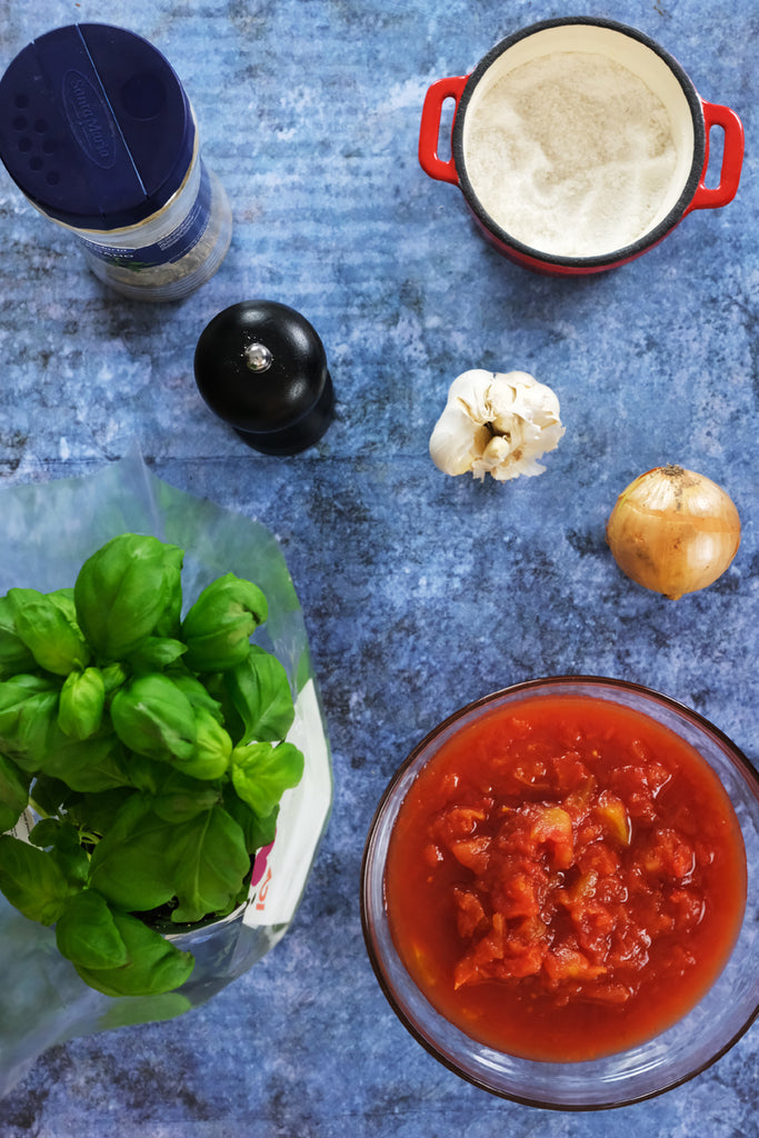 ingredients for marinara sauce