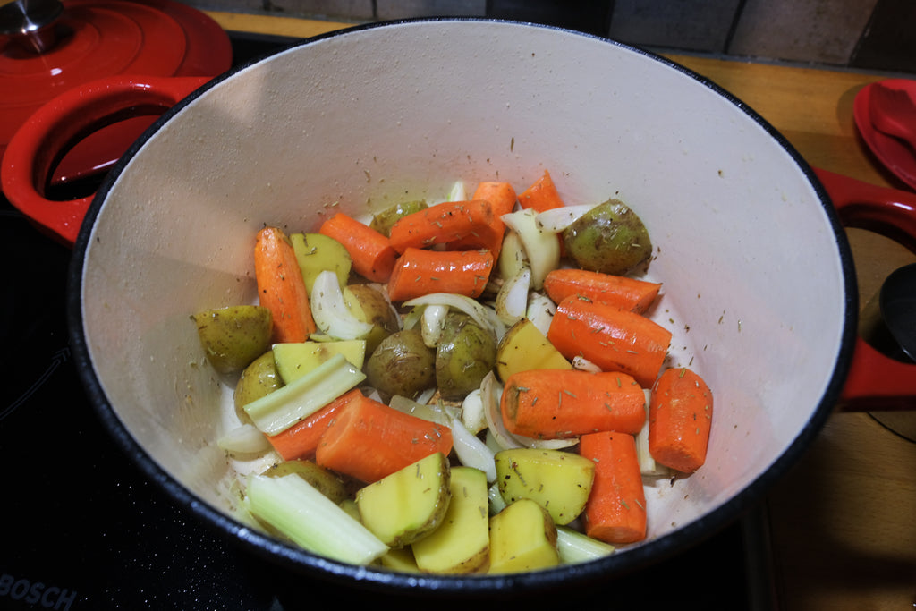 Gemüse in einem <tc>dutch oven</tc>