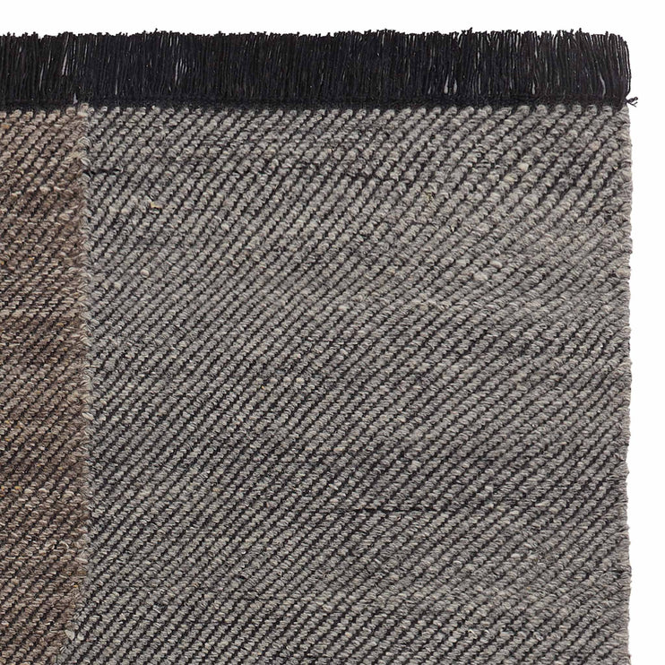 Umari Wool Rug, charcoal melange | URBANARA