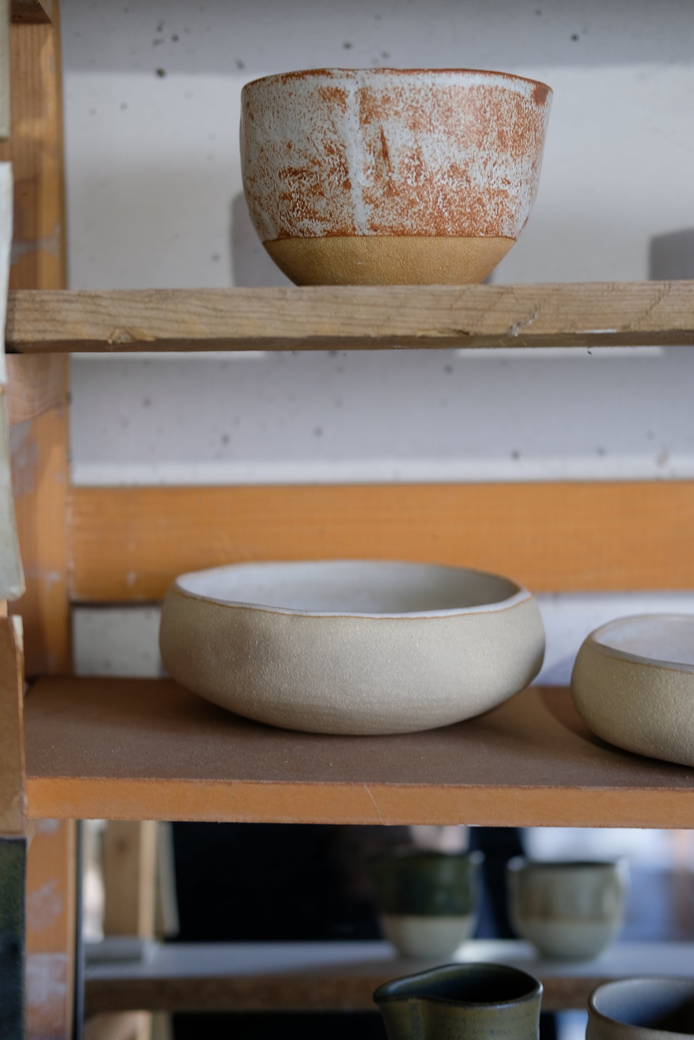 Meeting and interview of the ceramist Albane Trollé on Brutal Ceramics