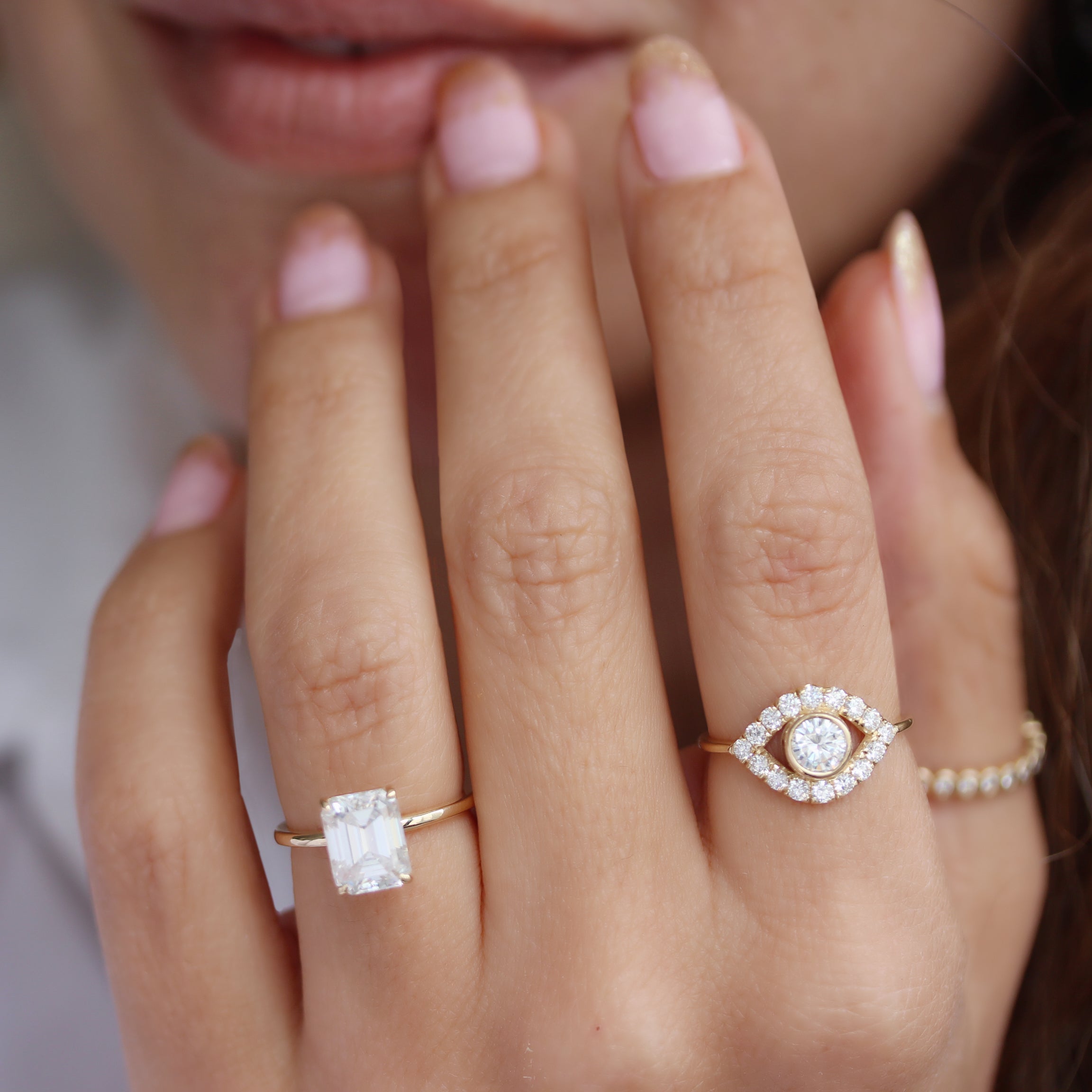 Team WMG Picks Out 7 Stunning Engagement Rings From Pinterest | Wedding  rings unique, Wedding rings round, Wedding rings vintage