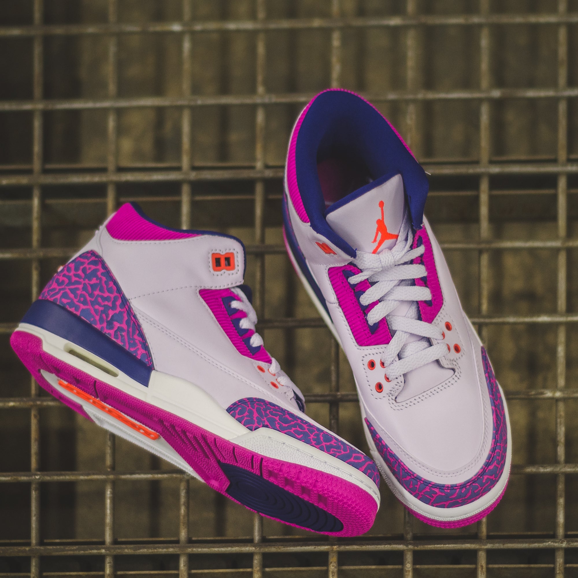 pink jordan 3s