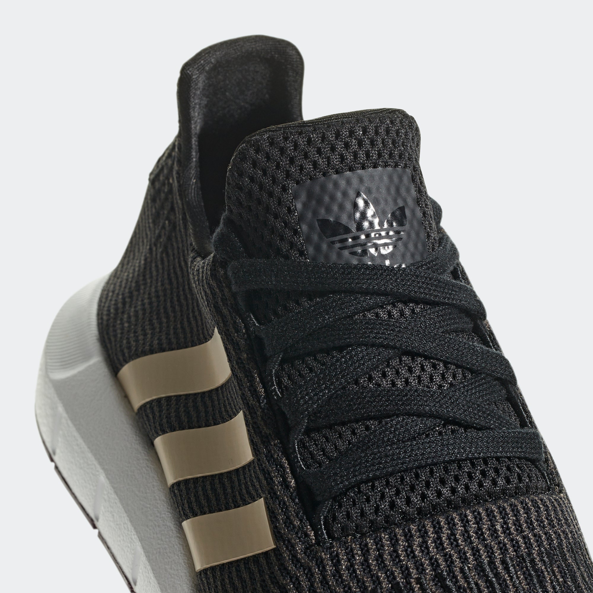 adidas swift run core black & ash pearl womens shoes