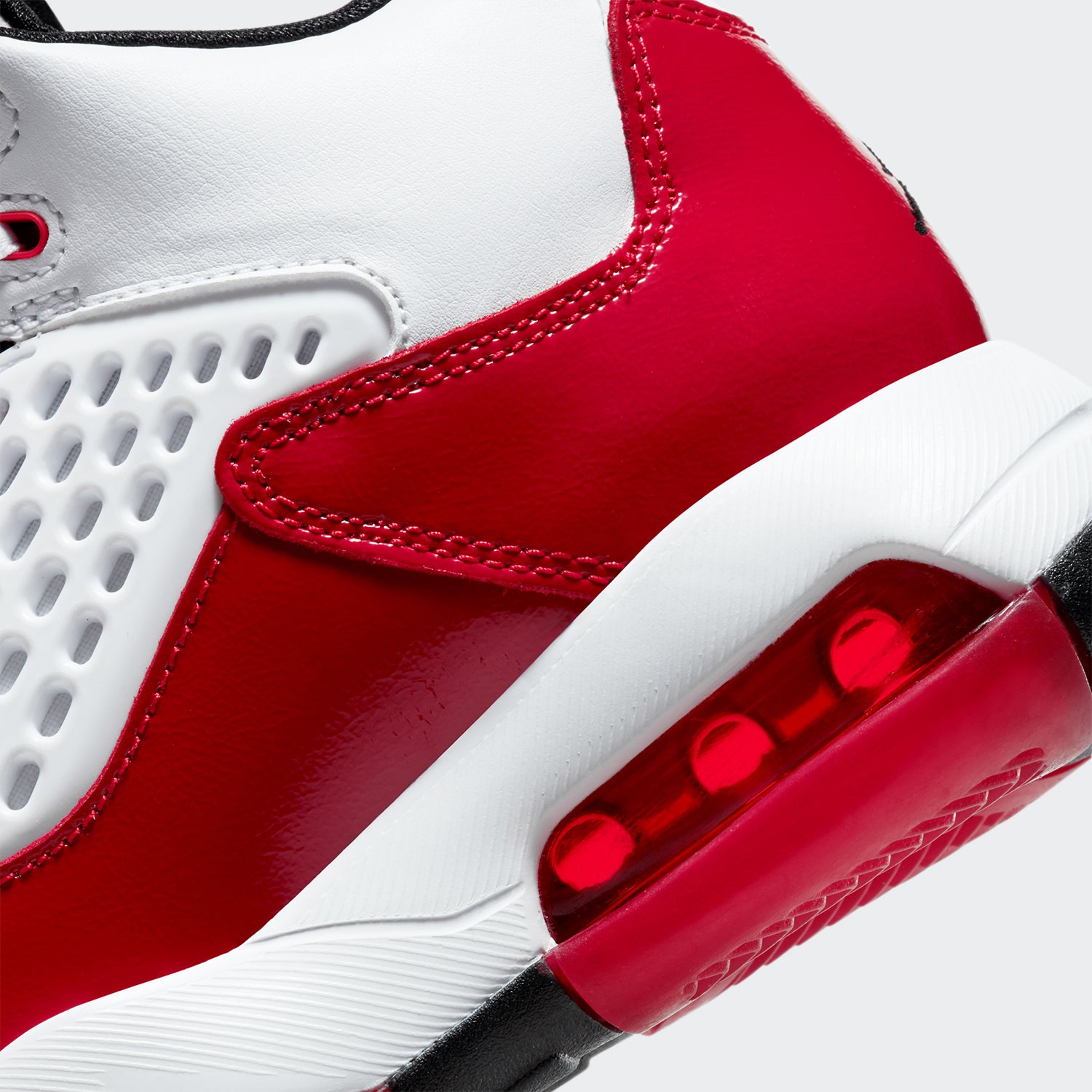 jordan maxin 200 red and white