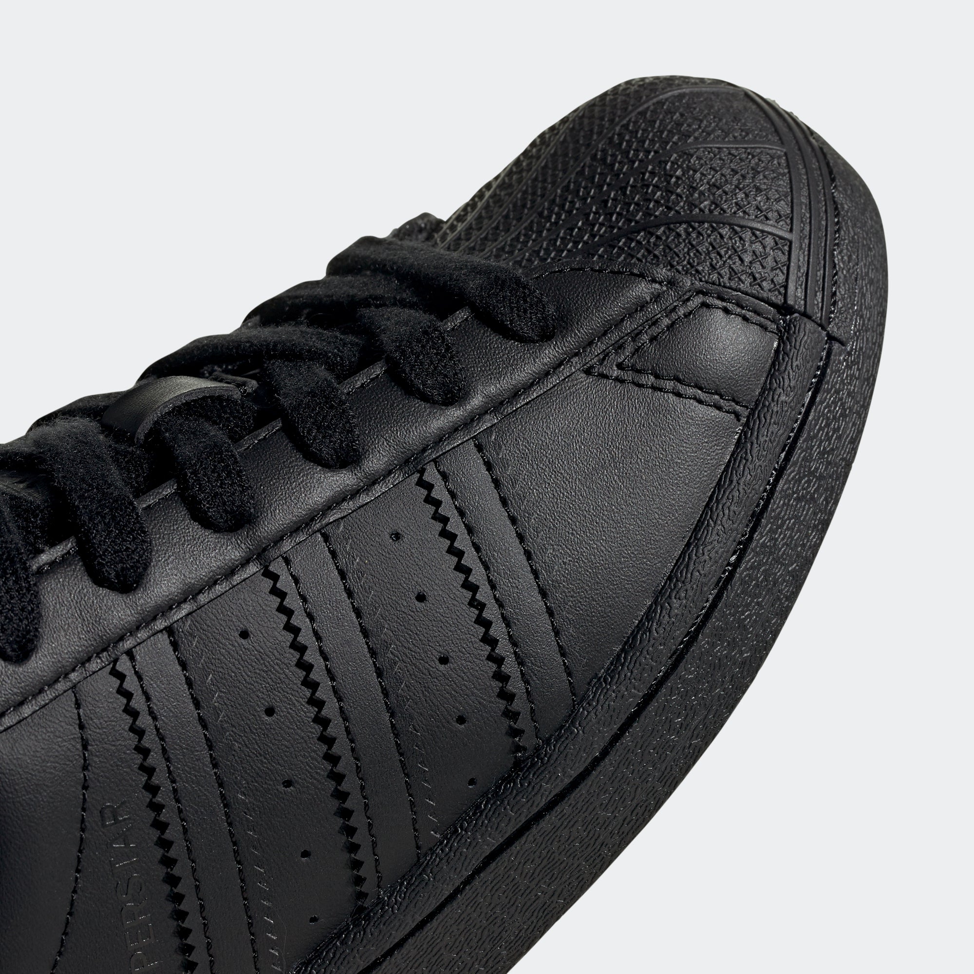 Kids' adidas Superstar Shoes Core Black FV3702 | Chicago City Sports