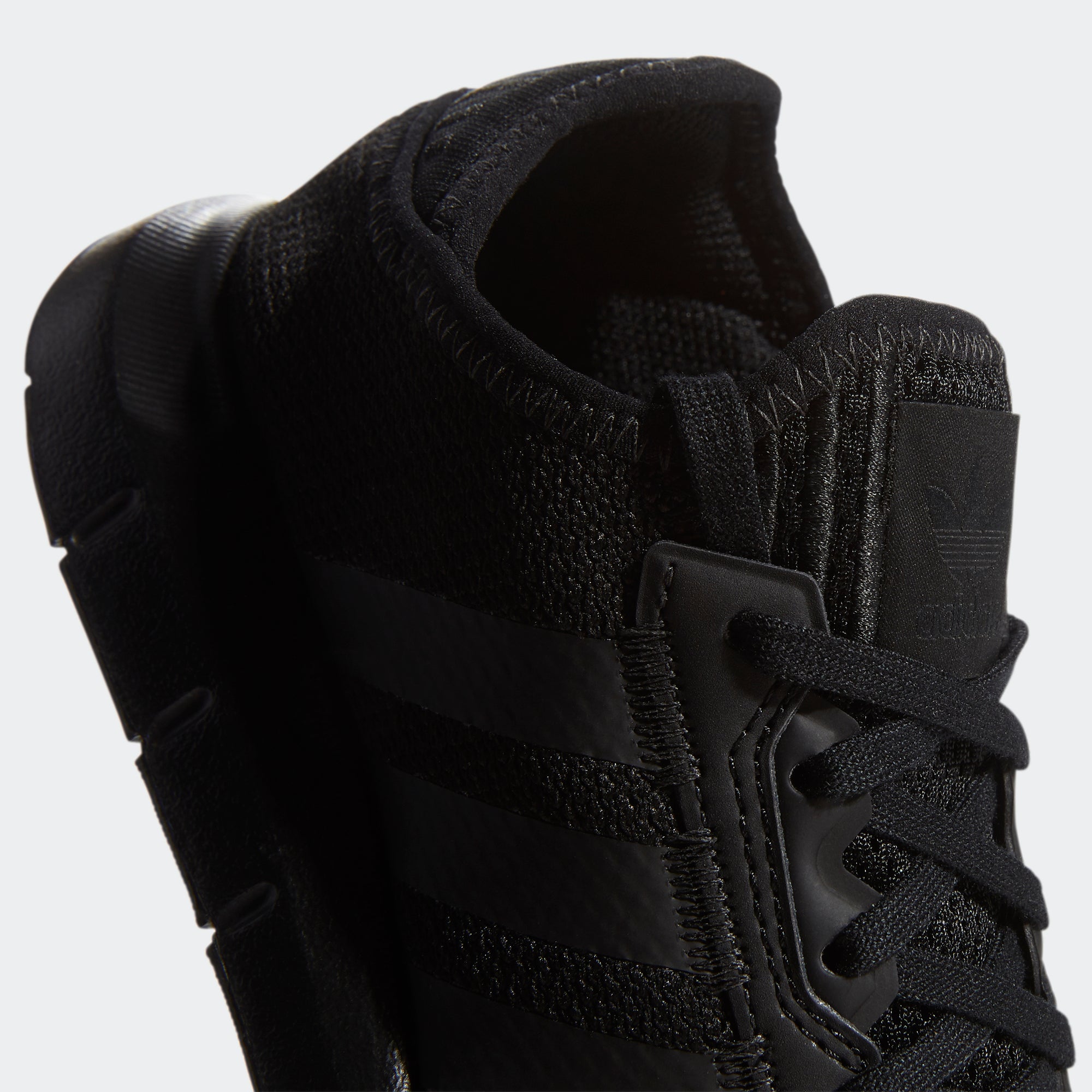 Kids' adidas Originals Swift Run X Shoes Triple Black