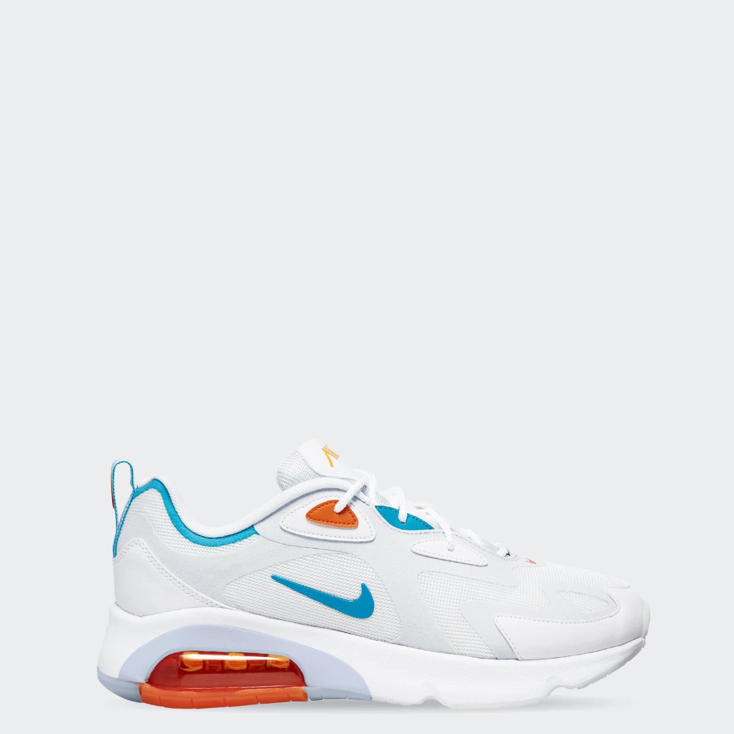 white nike shoes with blue bottom