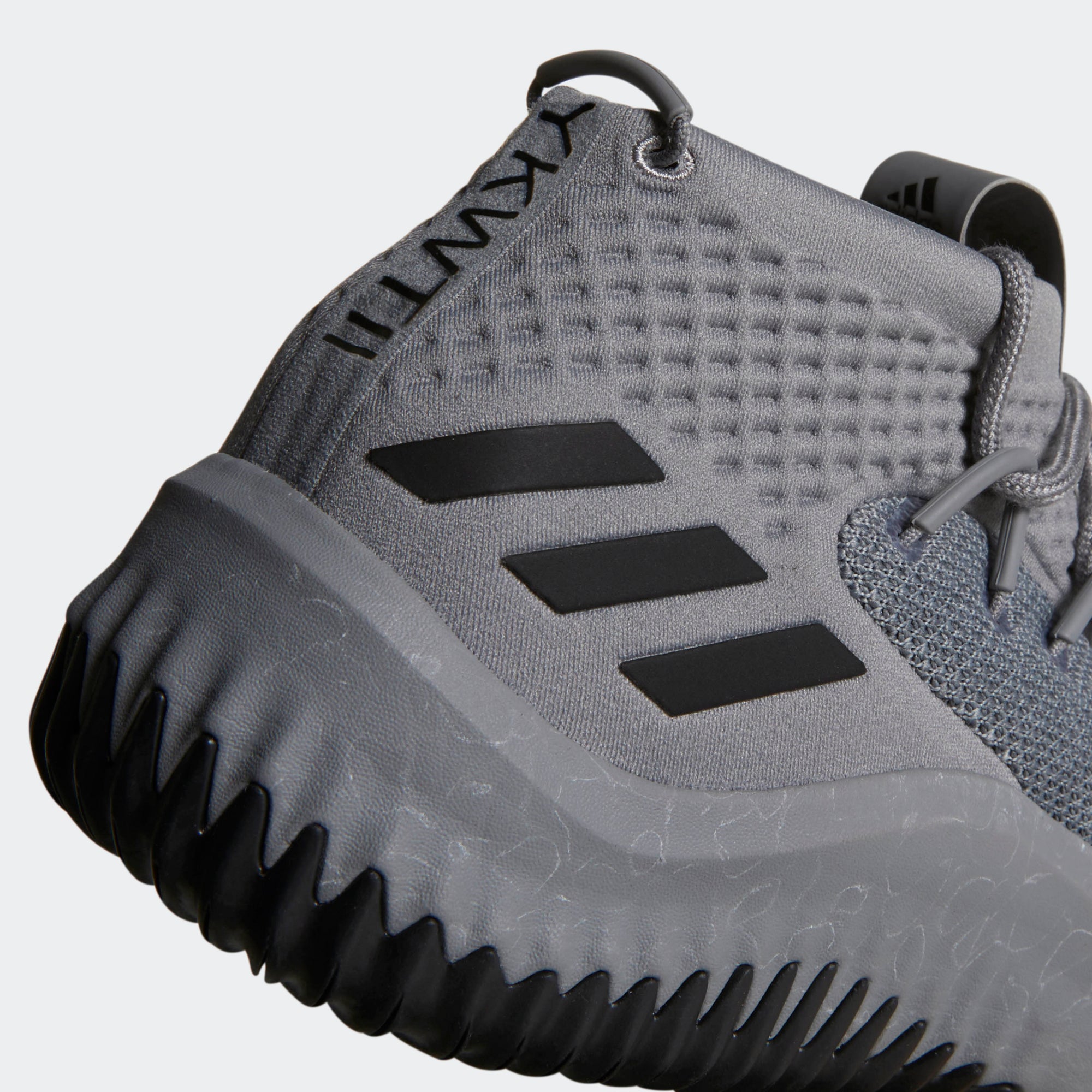 dame 4 gray