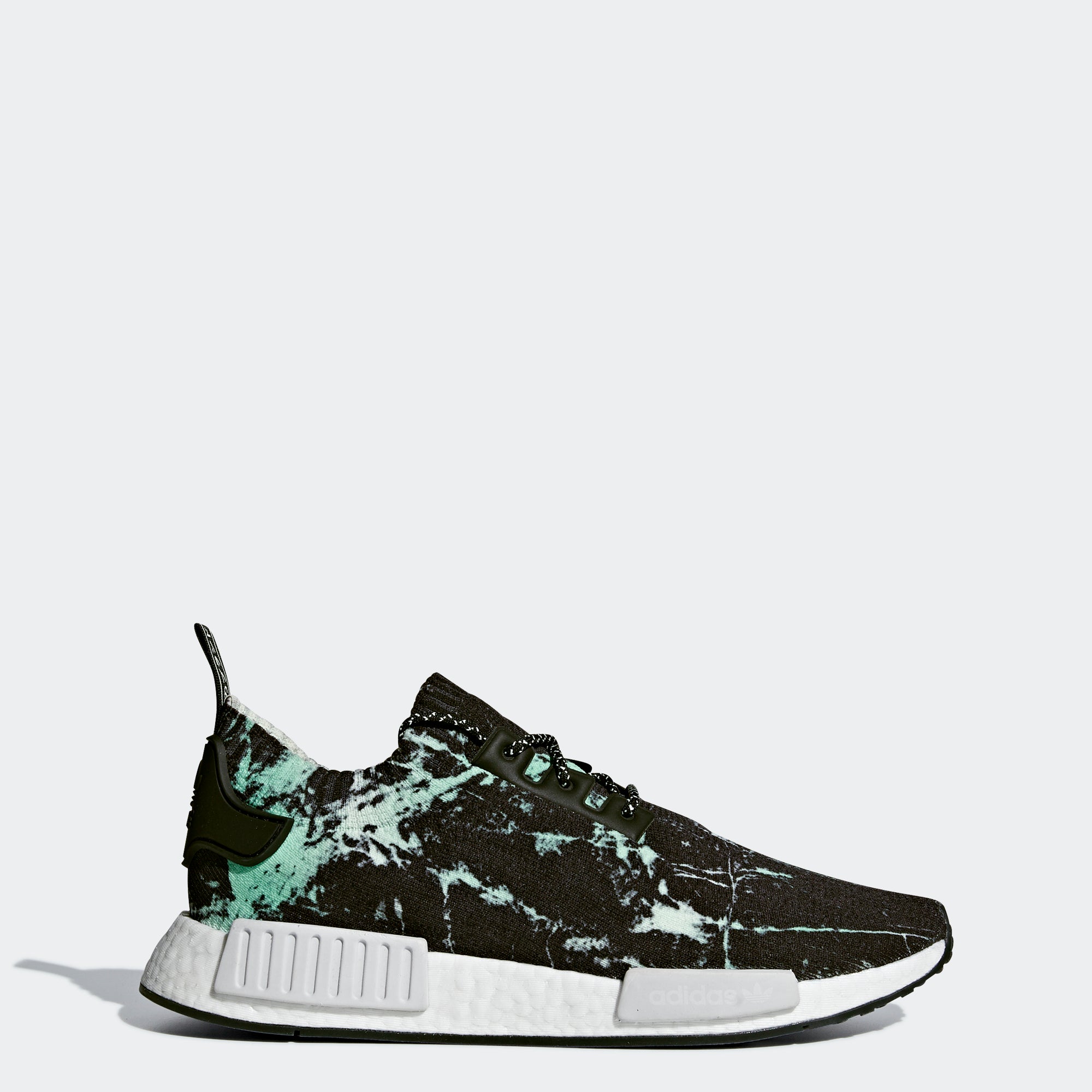 nmd_r1 primeknit sneakers