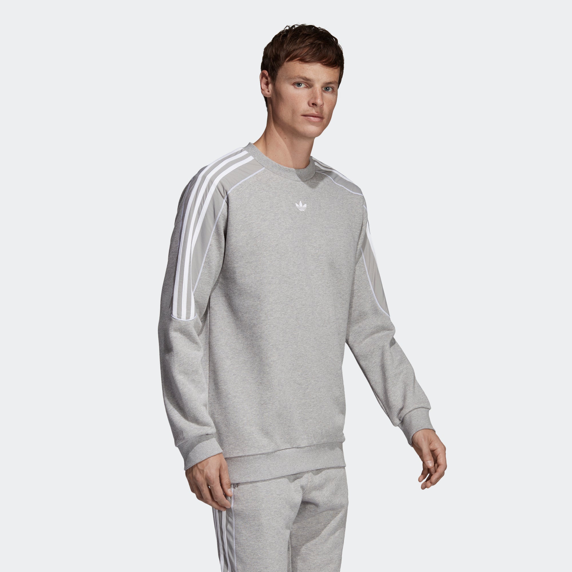 radkin crewneck adidas