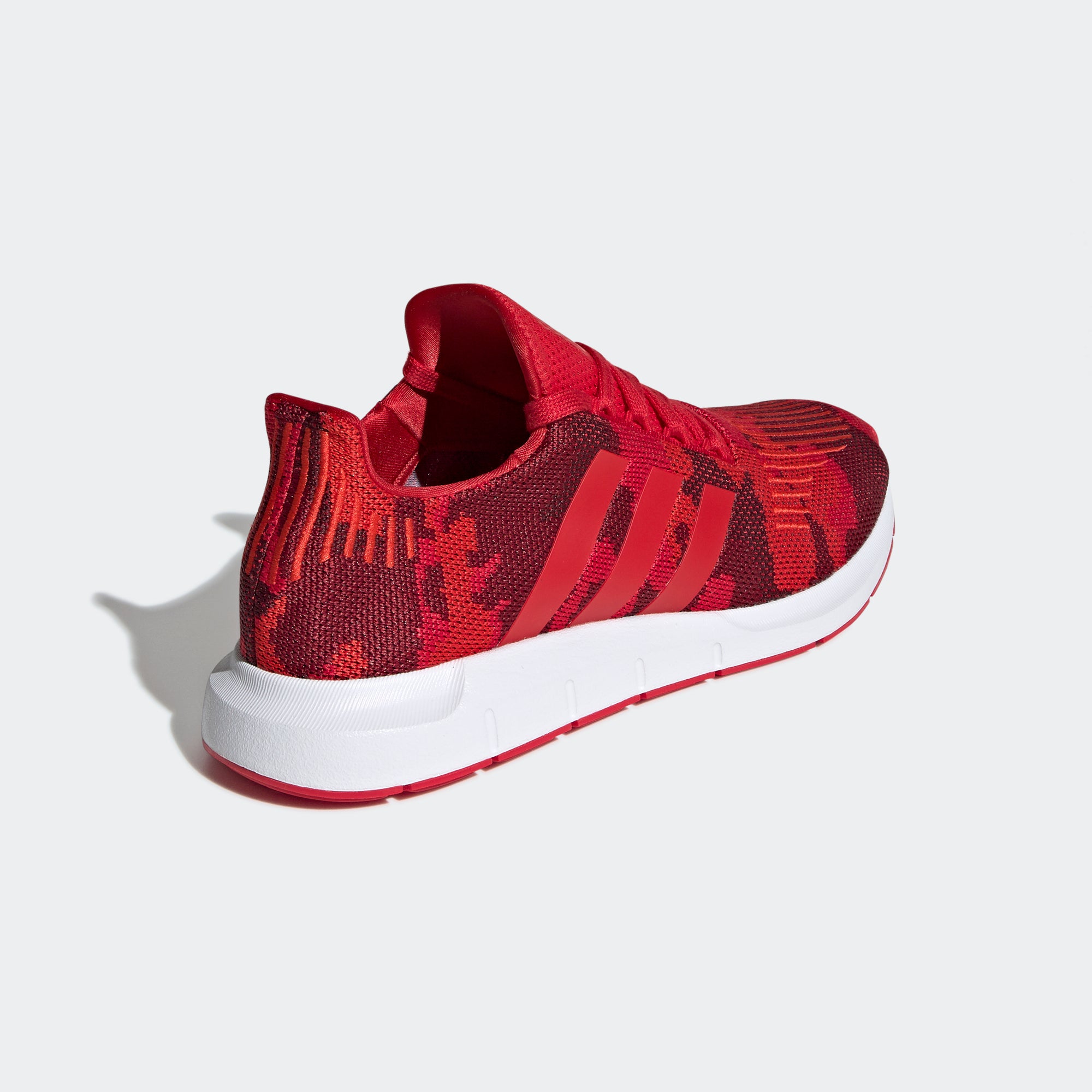 adidas swift run scarlet