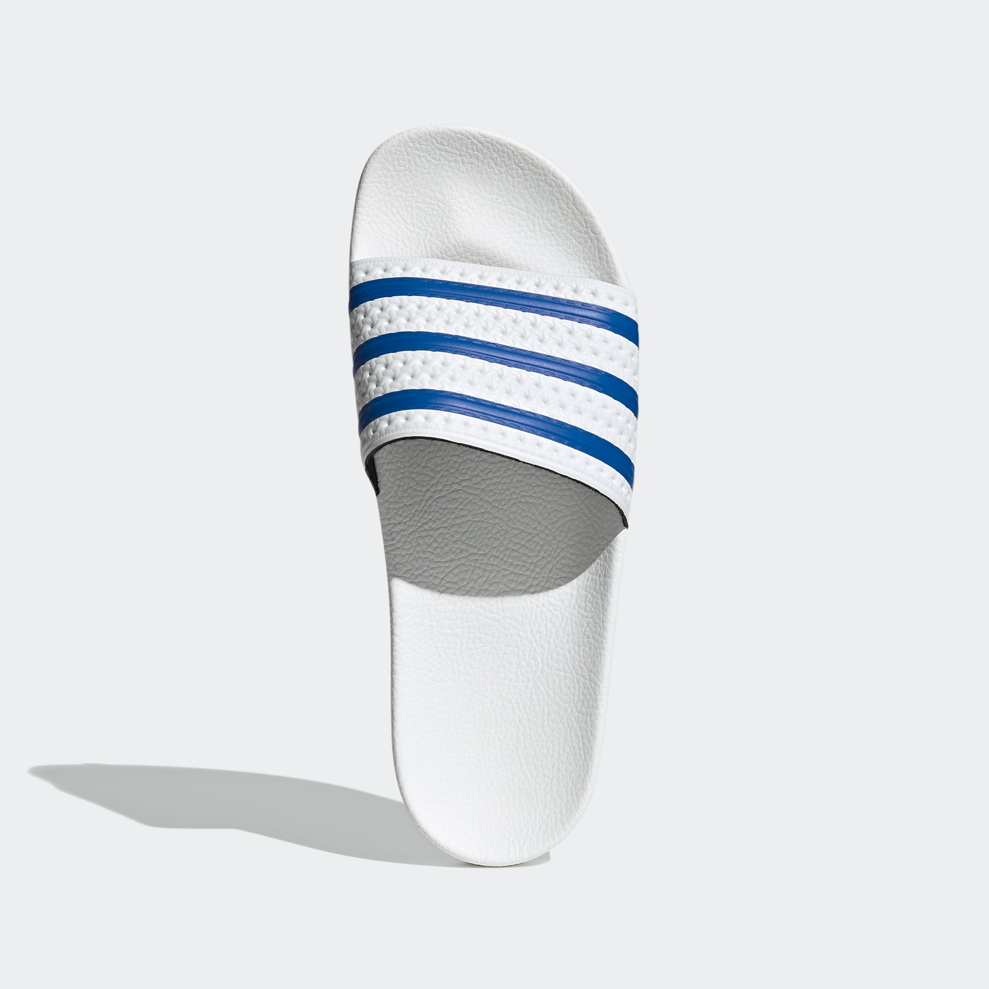 exterior línea Egomanía Men's adidas Adilette Slides White Blue FX5860 | Chicago City Sports