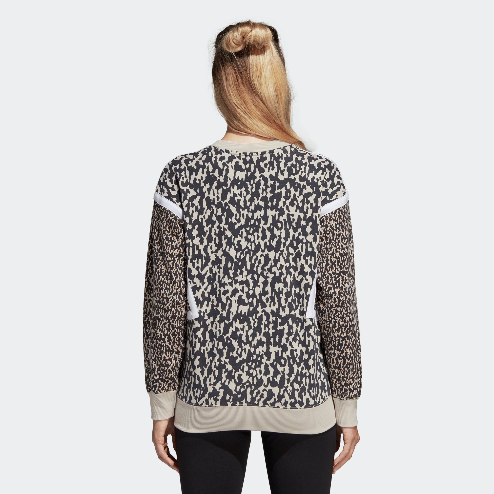 leoflage sweatshirt