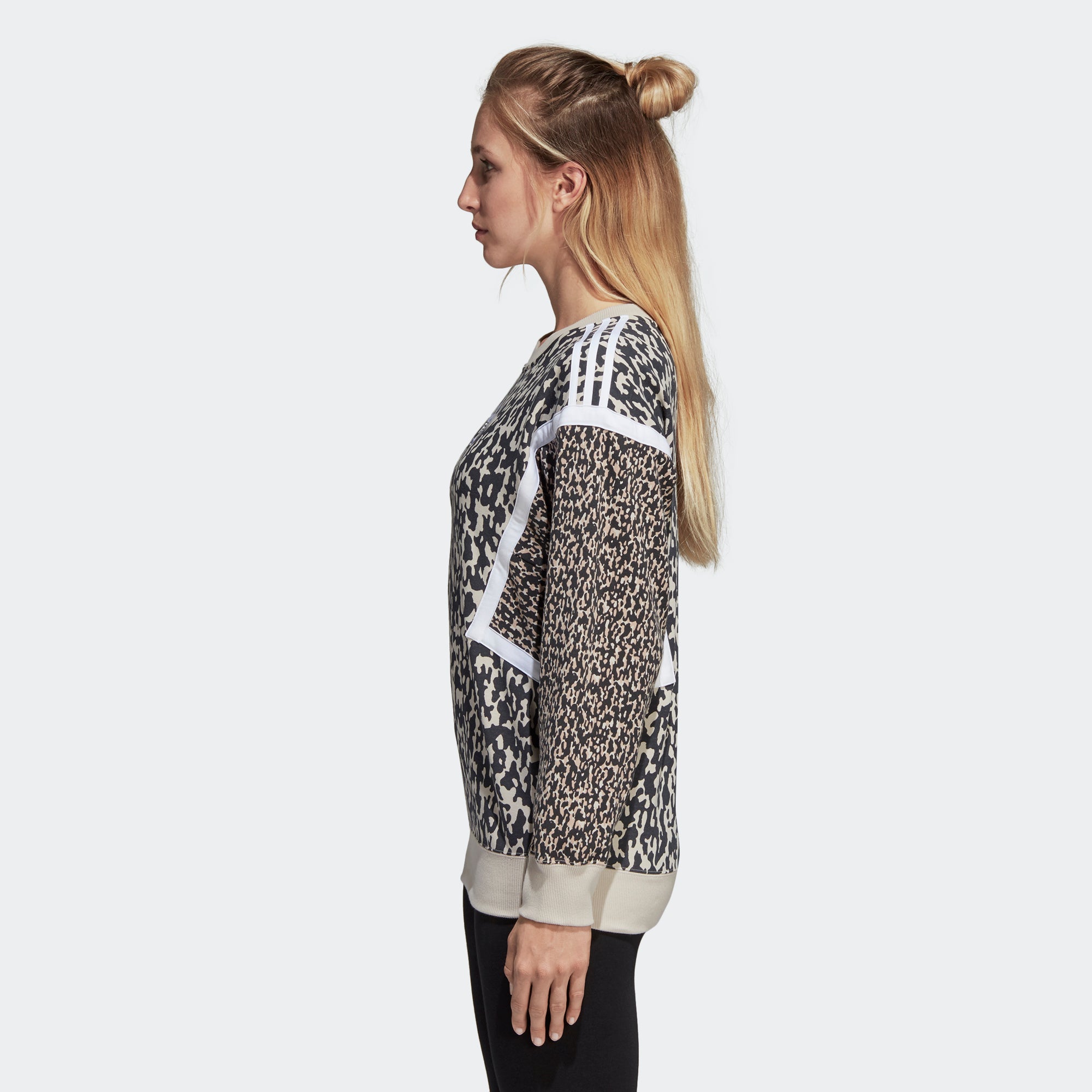 leoflage sweatshirt