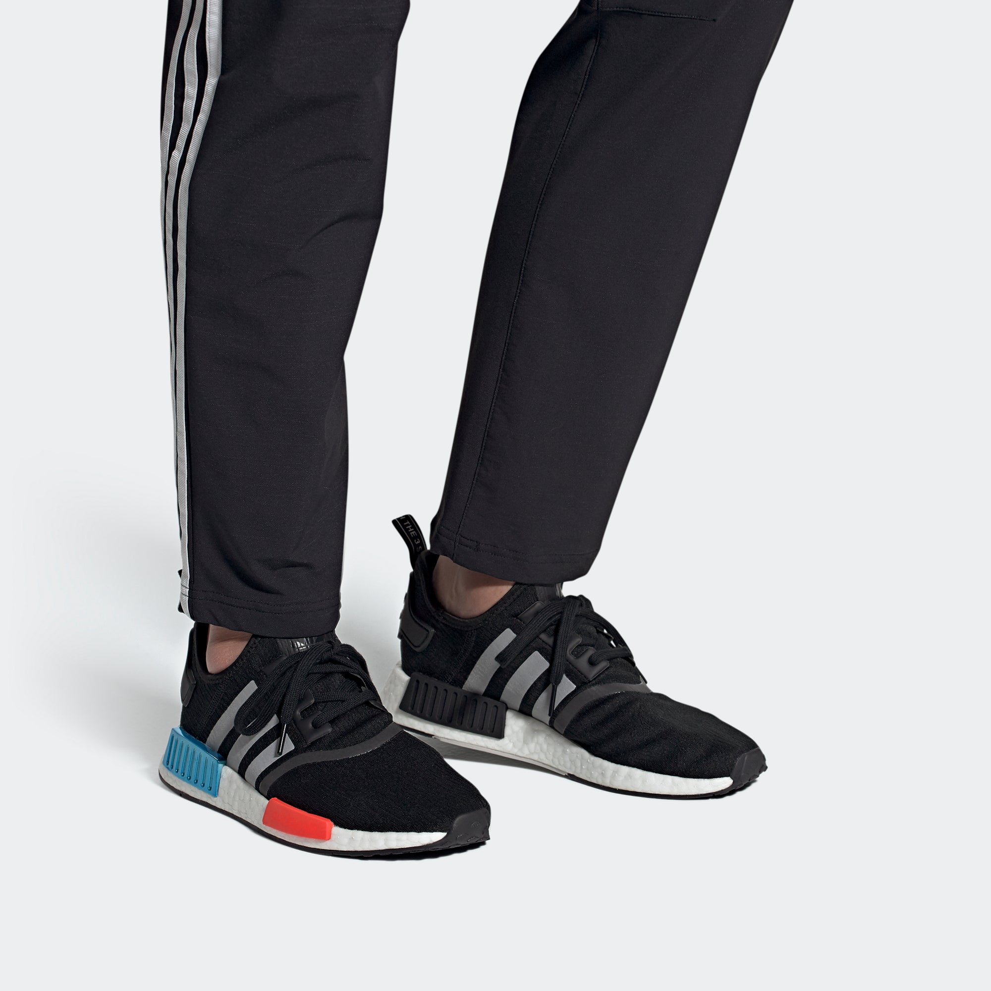 adidas men's originals nmd_r1 shoes