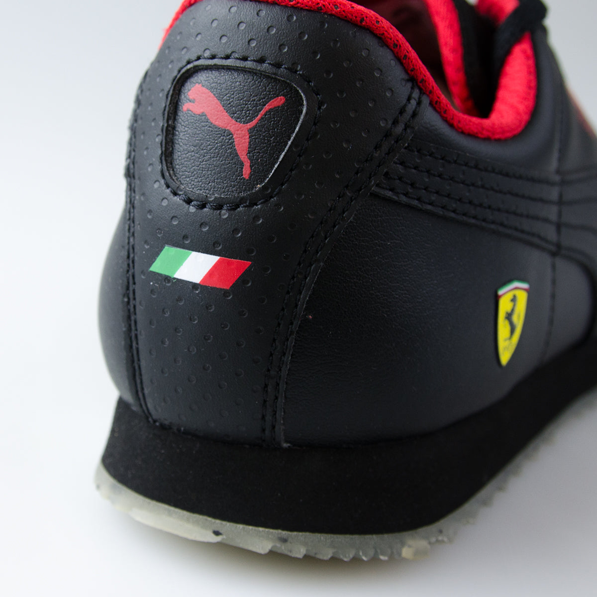 PUMA Ferrari Roma Shoes Black 30601102 