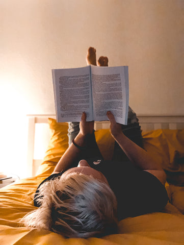 Stop straining your body to read your favorite book.