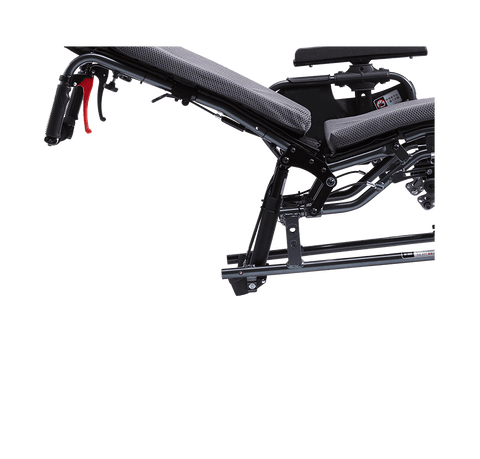 The MVP 502’s reclining system is composed of two hydraulic gas springs that provide a smooth, controlled motion. They minimize shock and stabilize the reclining speed.