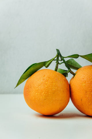 Sweet Orange Essential Oil: 20+ Benefits for Your Mind, Body and Home