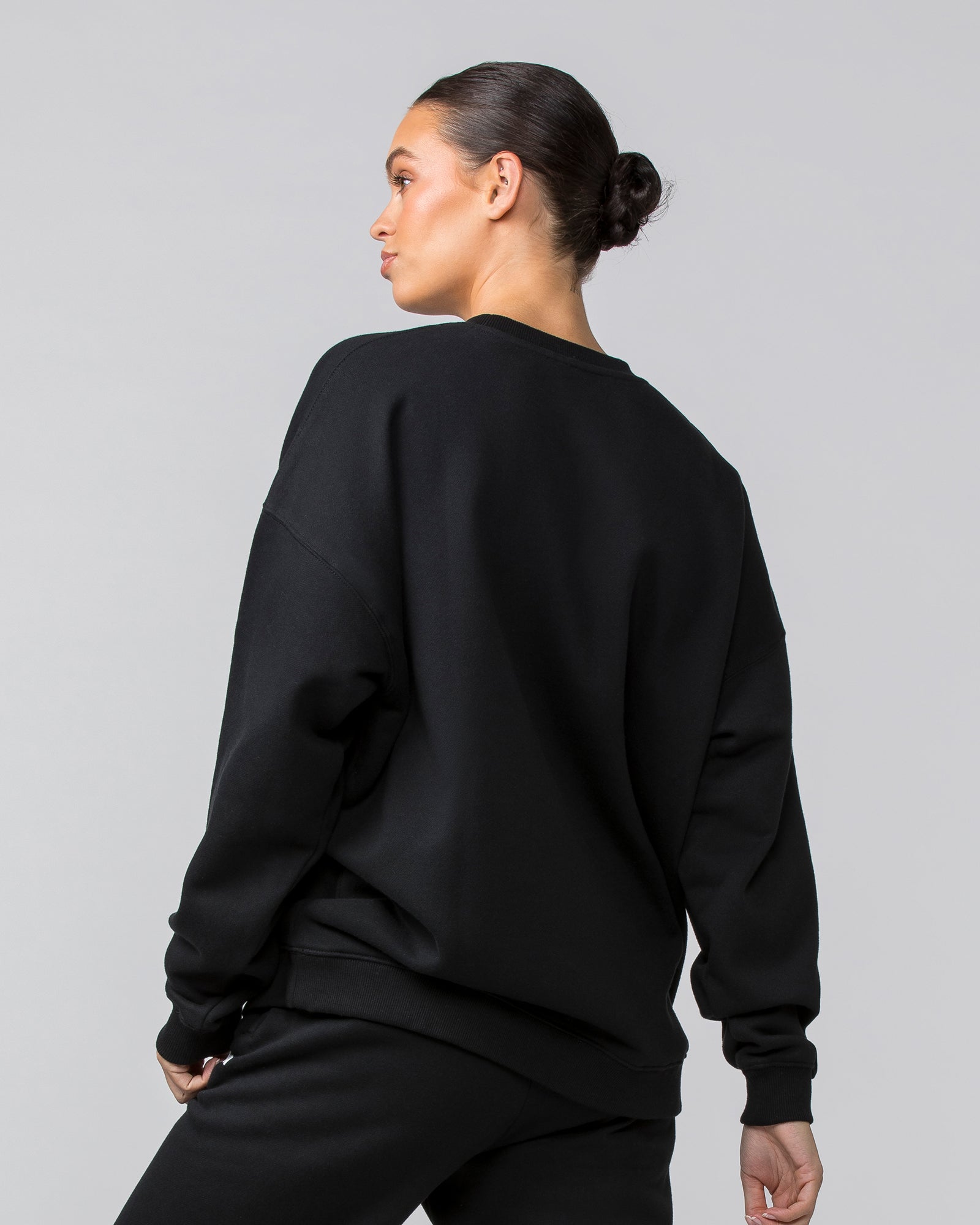 Weekend Oversized Pullover - Black