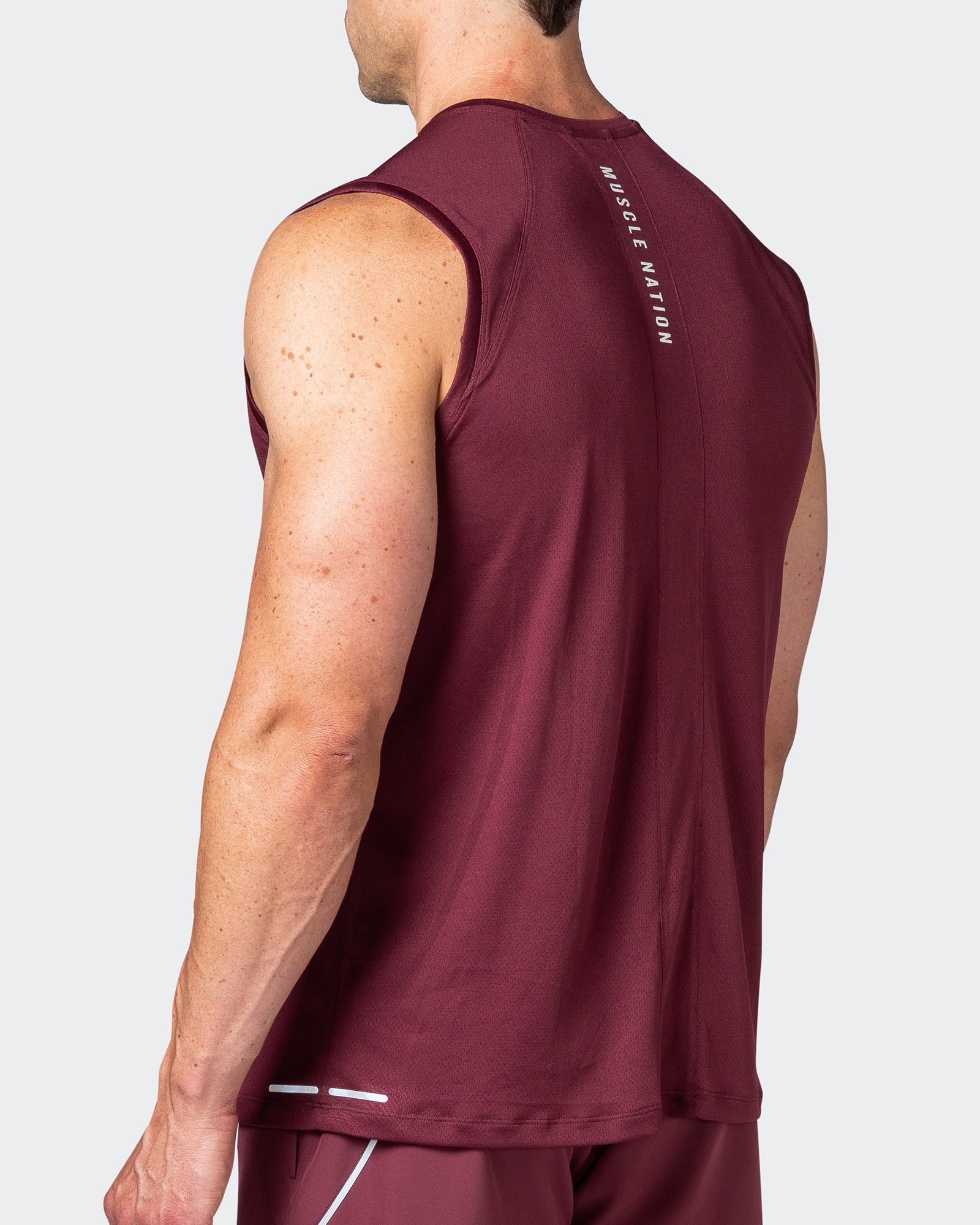 Reflective Training Tank - Wine