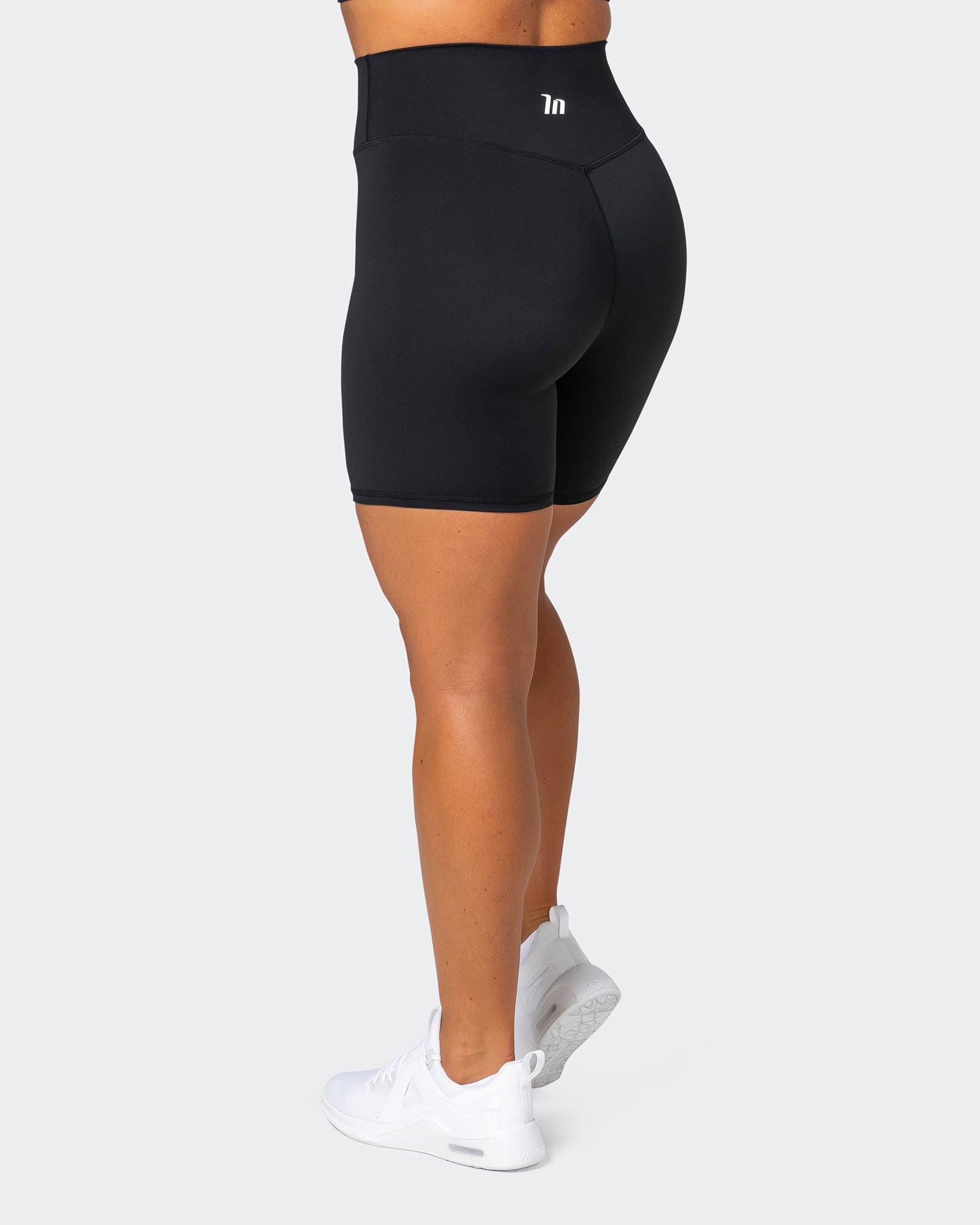 Motion Bike Shorts - Black