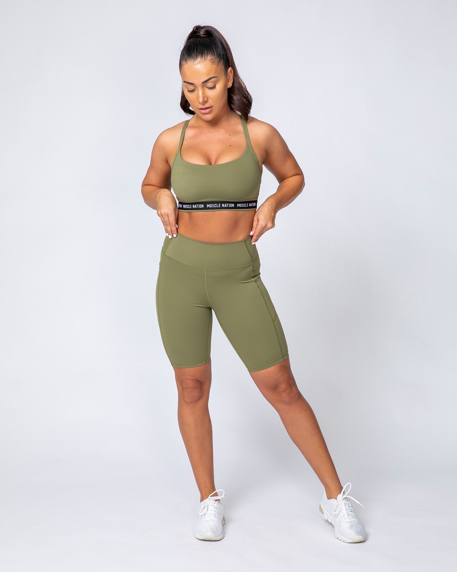 Motion Pocket Referee Shorts - Olive