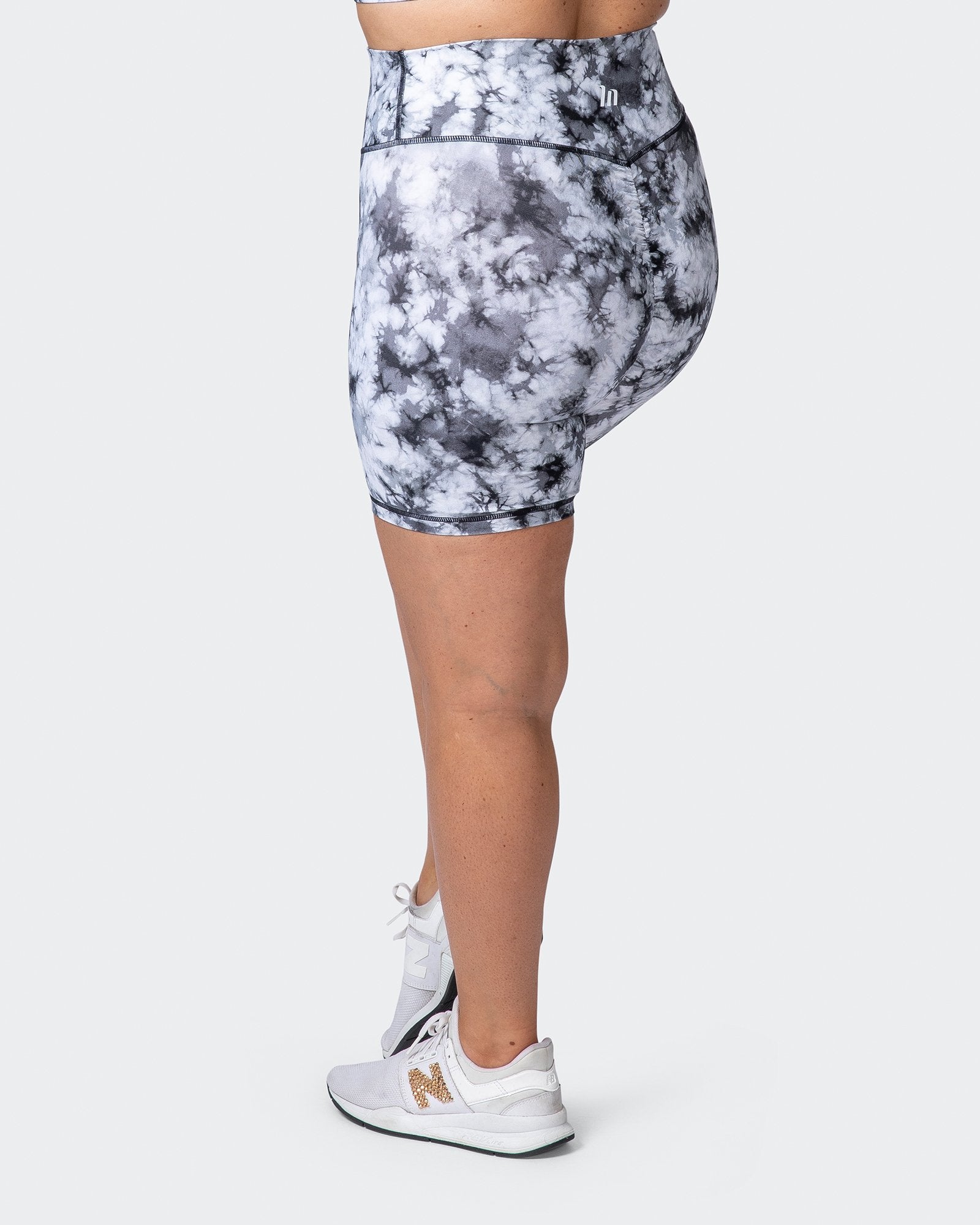 Signature Scrunch Bike Shorts - Grey Black Tie Dye Print