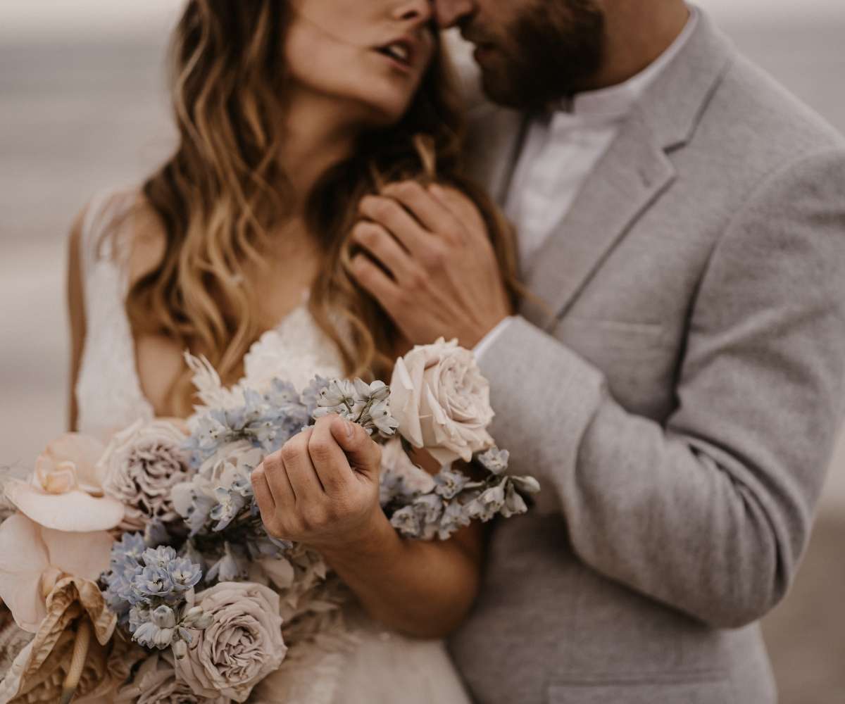 Hochzeit in Sankt Peter Ording mit Braut Accessoires von Mia&Martha