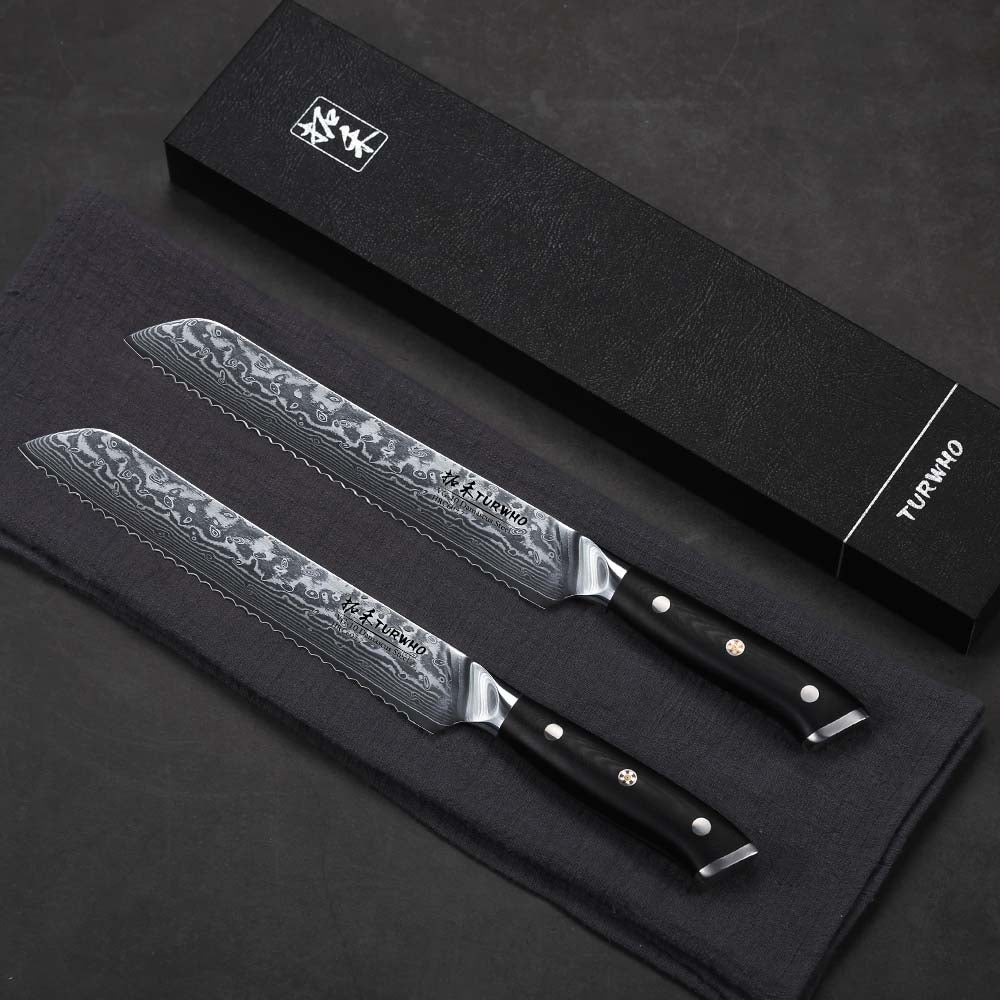 https://cdn.shopify.com/s/files/1/0017/6632/6345/files/VG10_Stee_Serrated_Bread_Knife_5_4a64b358-30e9-4d57-9e60-d827da4fab2f.jpg?v=1549156400