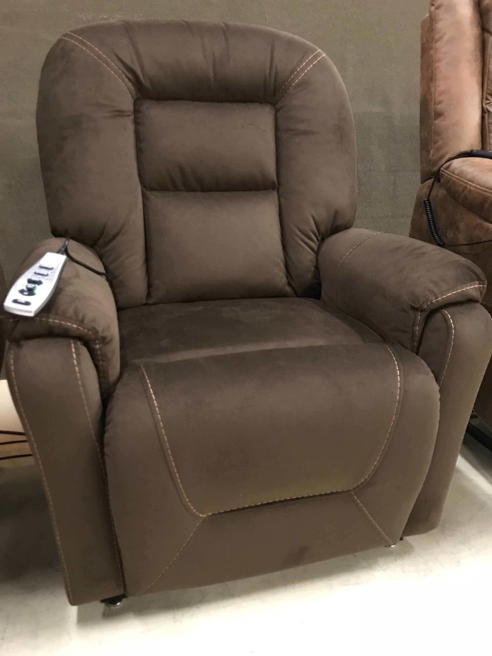 319fia Power Lift Recliner With Heat And Massage Furnish It