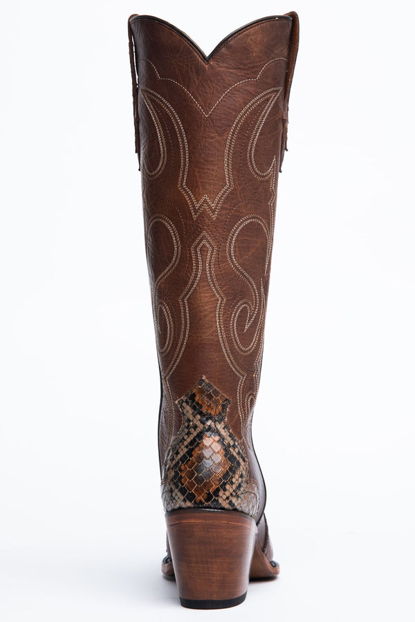 brown snip toe cowgirl boots