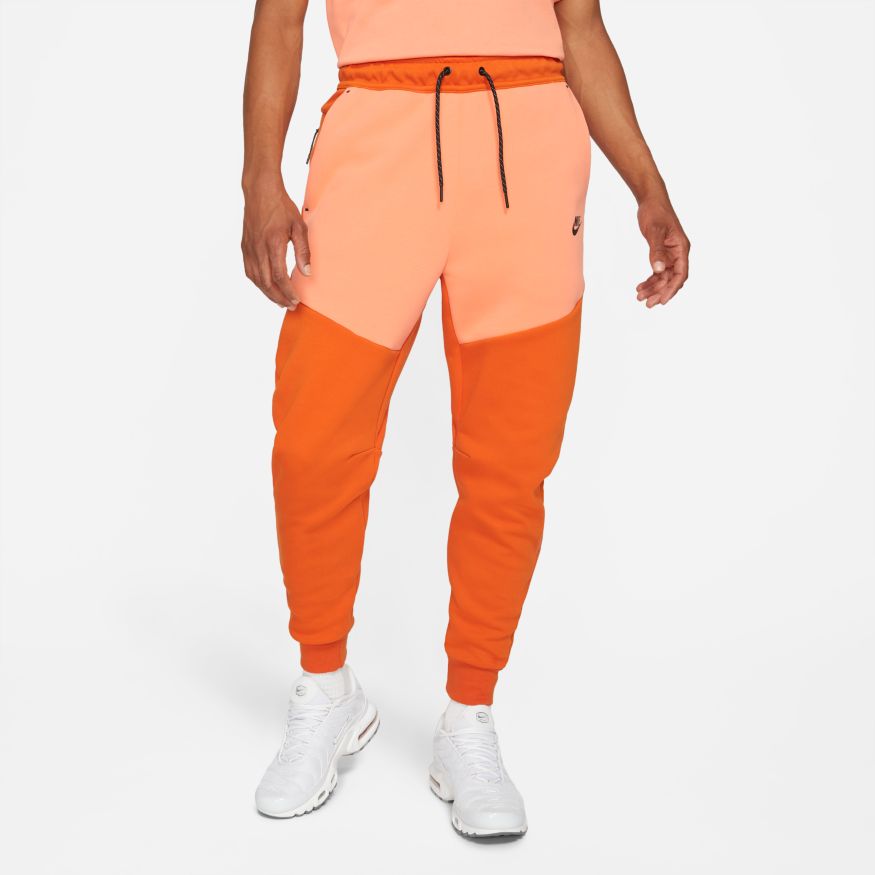 Nike Sportswear Tech Fleece - CAMPFIRE ORANGE/ORANGE FROST/BLACK ...