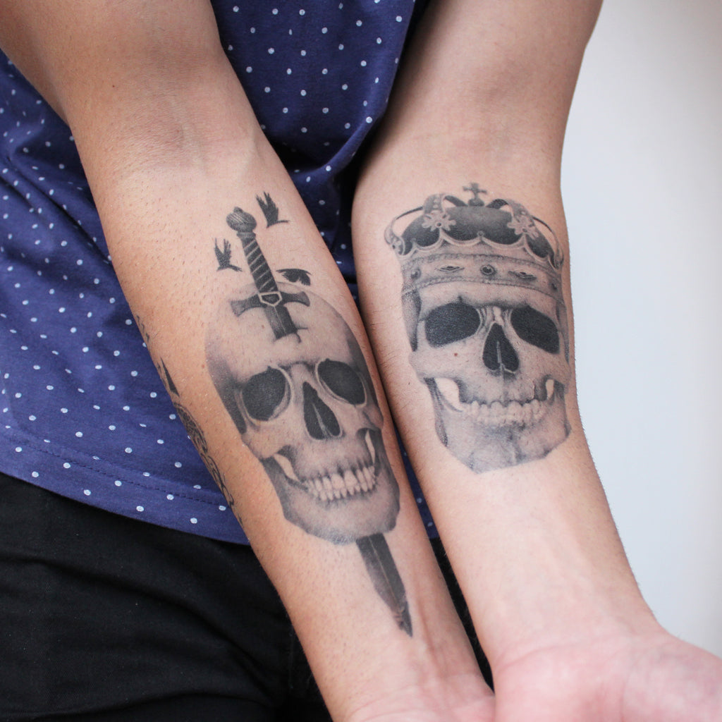 Skull with Dagger – Tattoo Icon