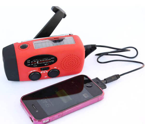 NOAA Emergency Radio [Solar Power/Hand Crank]