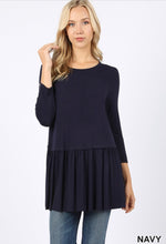 Load image into Gallery viewer, Carley Ruffle Bottom 3/4 Sleeve Top-Curvy