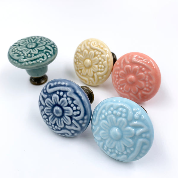 Palma ceramic knobs